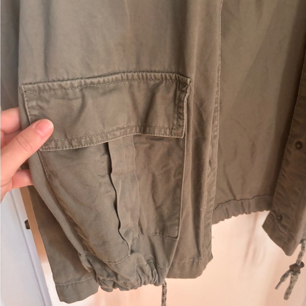 Green Jacket - Picture 3 of 3